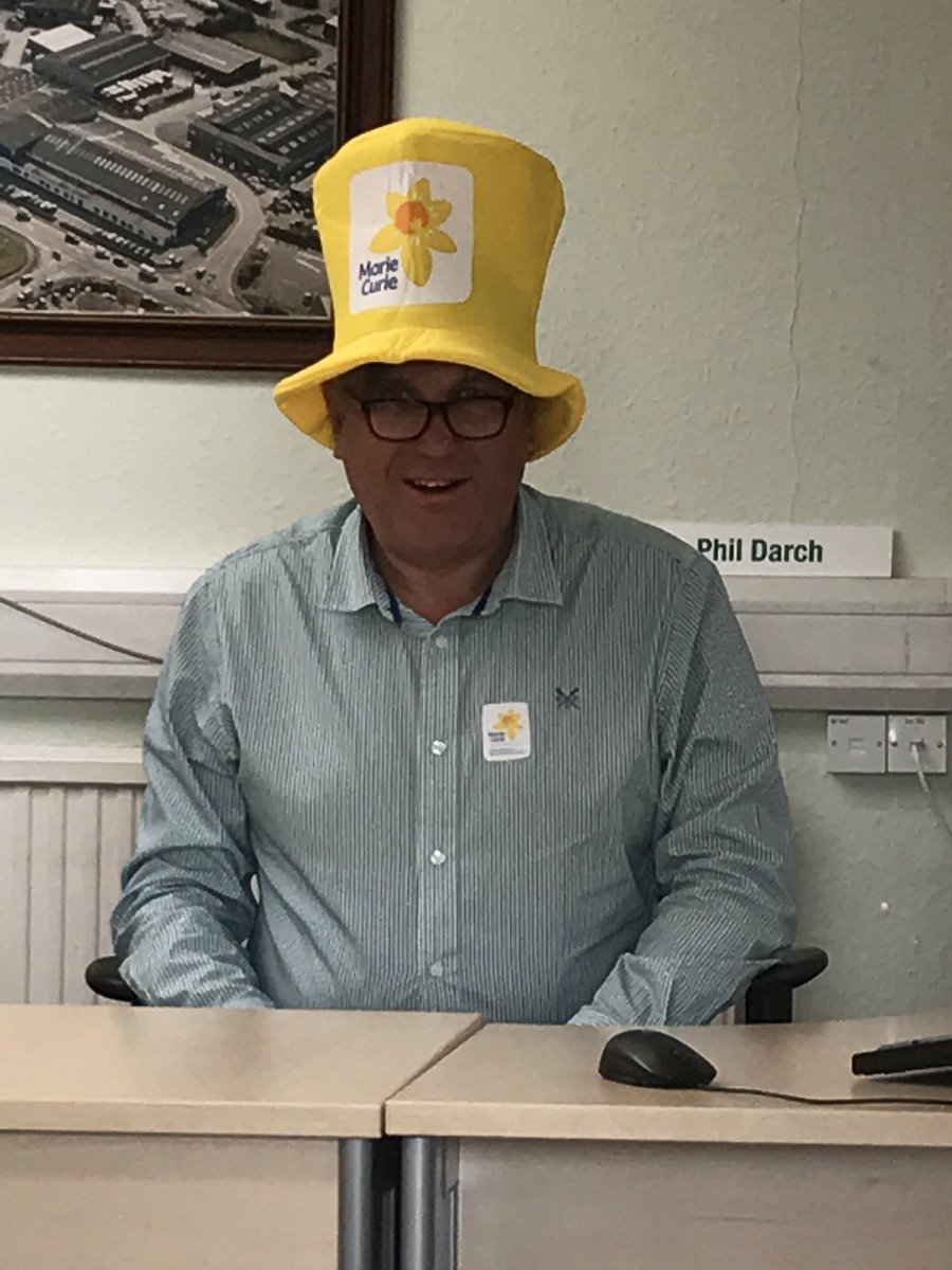 Ops Director Phil getting into the spirit of our charity day for Marie Curie <a href="/SPARSW/">SPAR South West UK</a> <a href="/gillettsspar/">Gilletts Callington</a> <a href="/mariecurieuk/">Marie Curie</a>