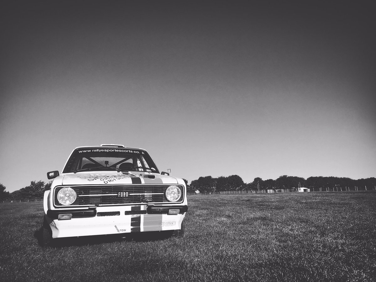 CadwellPark's tweet photo. Happy Friday!

Well, it is if you've got a day off work, blue sky**, Cadwell Park and a tarmac spec Mk2 Escort in play.

(**it's a filter) https://t.co/821rS2dzYa