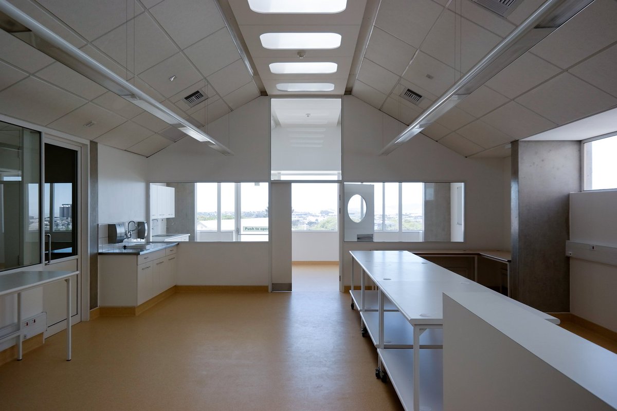 WesternCapeGov's tweet photo. Upgrades and extensions at the Vredenburg Hospital are progressing well: https://t.co/c3IVz6enDo.π₯ #HealthNewsWC https://t.co/XeUDAweSu0