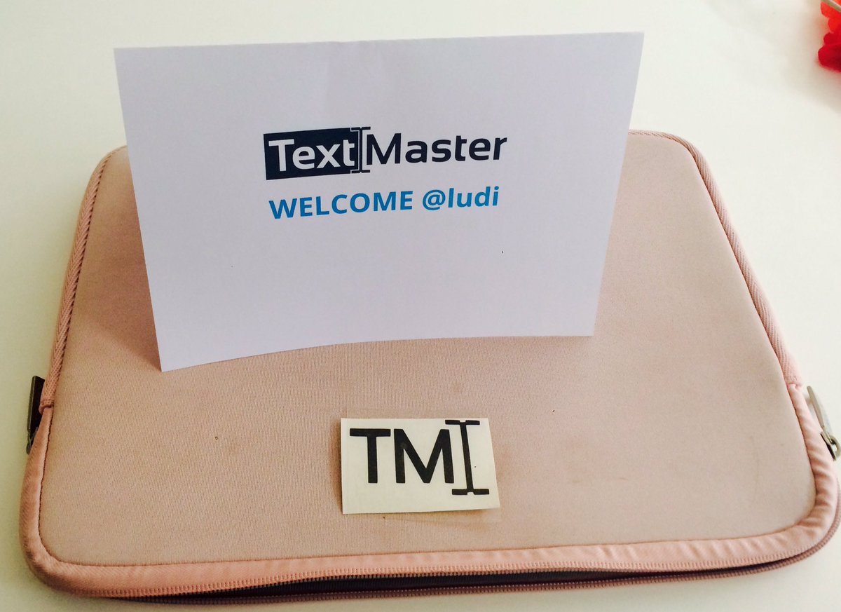 LudiChotard's tweet photo. First official day as a #TextMaster team member ! Thanks for the welcome pack @ChaDesrosiers 😙#internshipover #reallife #CDI #marketing https://t.co/5tcjUL2Uz3
