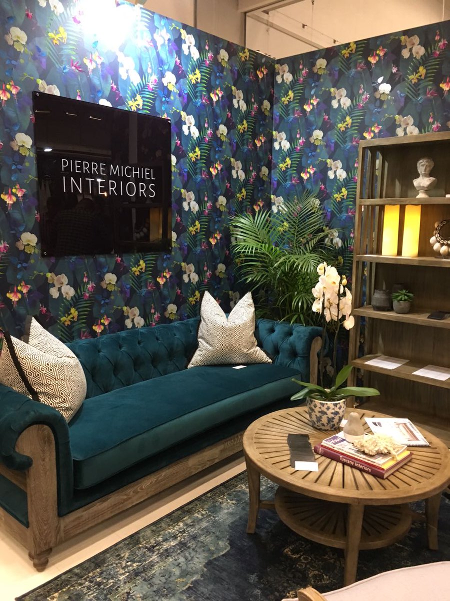 Wallpaper_Inn's tweet photo. @Wallpaper_Inn making it's presence felt at @SAHomemakers CT show https://t.co/ZBTBBc7vWc