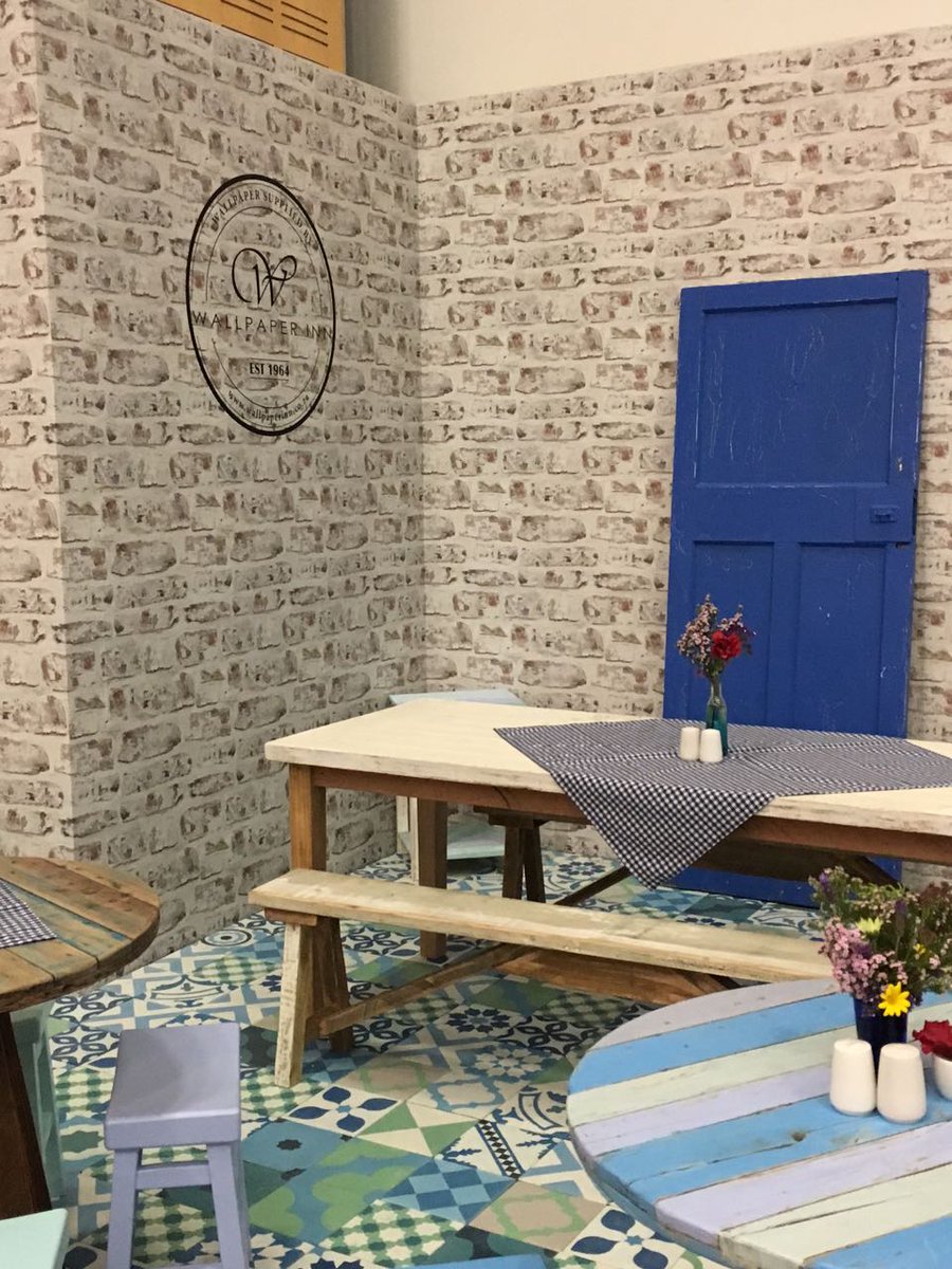 Wallpaper_Inn's tweet photo. @Wallpaper_Inn making it's presence felt at @SAHomemakers CT show https://t.co/ZBTBBc7vWc