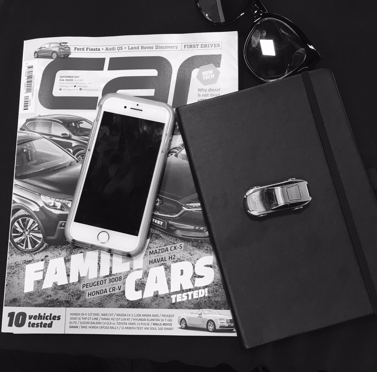 ShuffleMediaSA's tweet photo. Shuffle Media is learning a thing or two at the @CARmagSA #CARdigitaldealer at @Kyalami_Circuit for the day!
#ShuffleMedia #digitalmarketing https://t.co/5IloPbjaG8