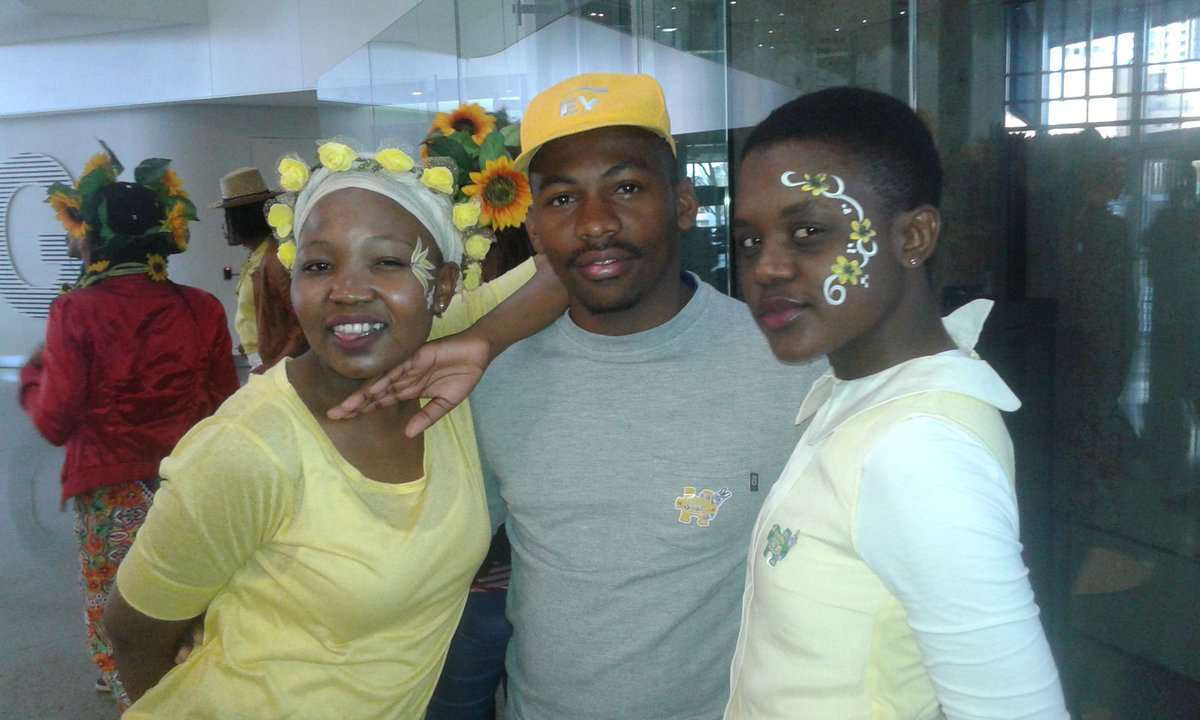 Malom_Tebogo's tweet image. How today looks like, welcoming spring #EY #SpringDay #EYCasualDay #CasualDay @EY_Africa @DorisMsibi