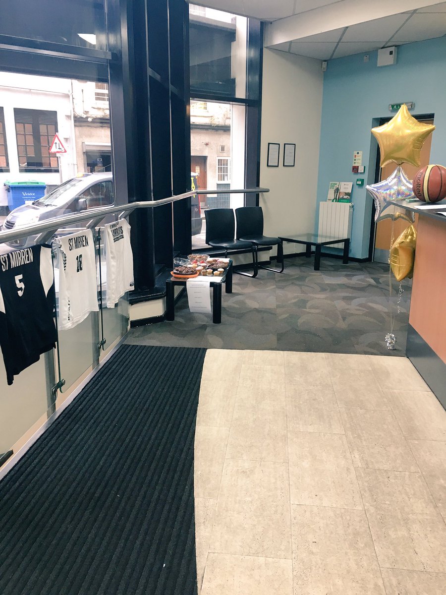 rosiesworldx's tweet photo. #SC06CharityDay Nothing I love more than so much cake! Great effort Chris, Carla & Lauren! #ERACScotland #TooEarlyForCake #obvnot ππͺπ° https://t.co/FOb27xEBgp
