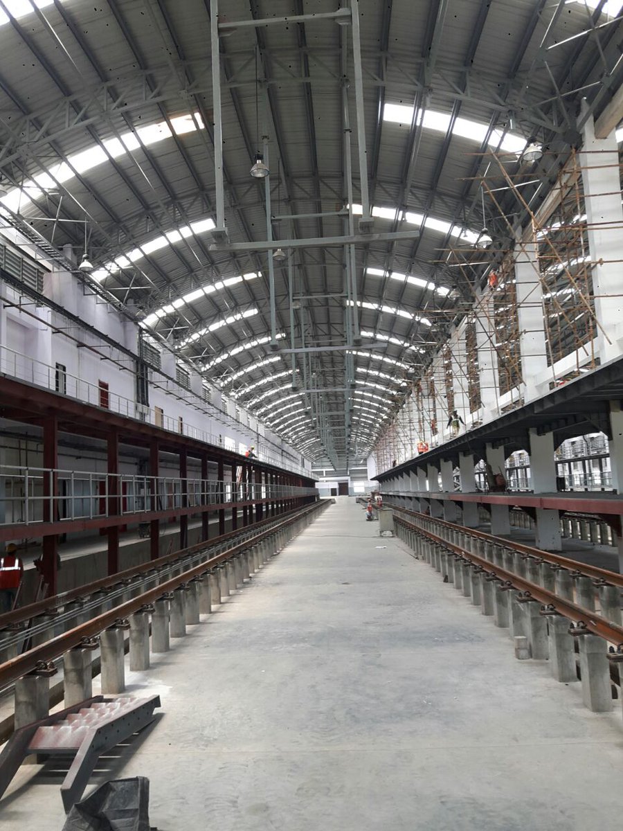 InfoKmrcl's tweet photo. 1st set of turnout under trial assembly at Depot  &amp; Workshop at Depot. Stringer Beam support erected. https://t.co/XS8mouIQbm
