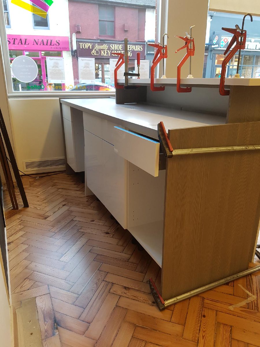 Norvillés reopens tomorrow. As a thank you for your patience, the first 10 customers can have a Latte or Cappuccino at half the price