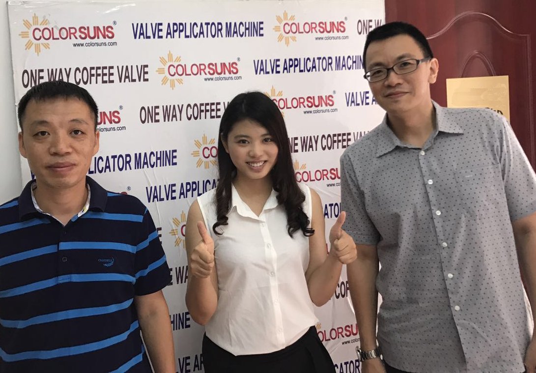 coffeevalvehebe's tweet photo. Indonesia Client Visit #CoffeeValve &amp; #ValveMachine #coffeevalve 
https://t.co/hTIzkscmVA #onewaycoffeevalve #valveapplicatormachine https://t.co/4QuVrynlKq