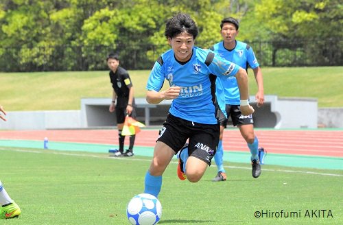 NAGANO_PARCEIRO's tweet photo. ⚽びわこ成蹊スポーツ大学所属 #堂安憂 選手 来季加入内定のお知らせ⚽
https://t.co/03YqbaU7jv 
#acnp https://t.co/s4Qaidybn3