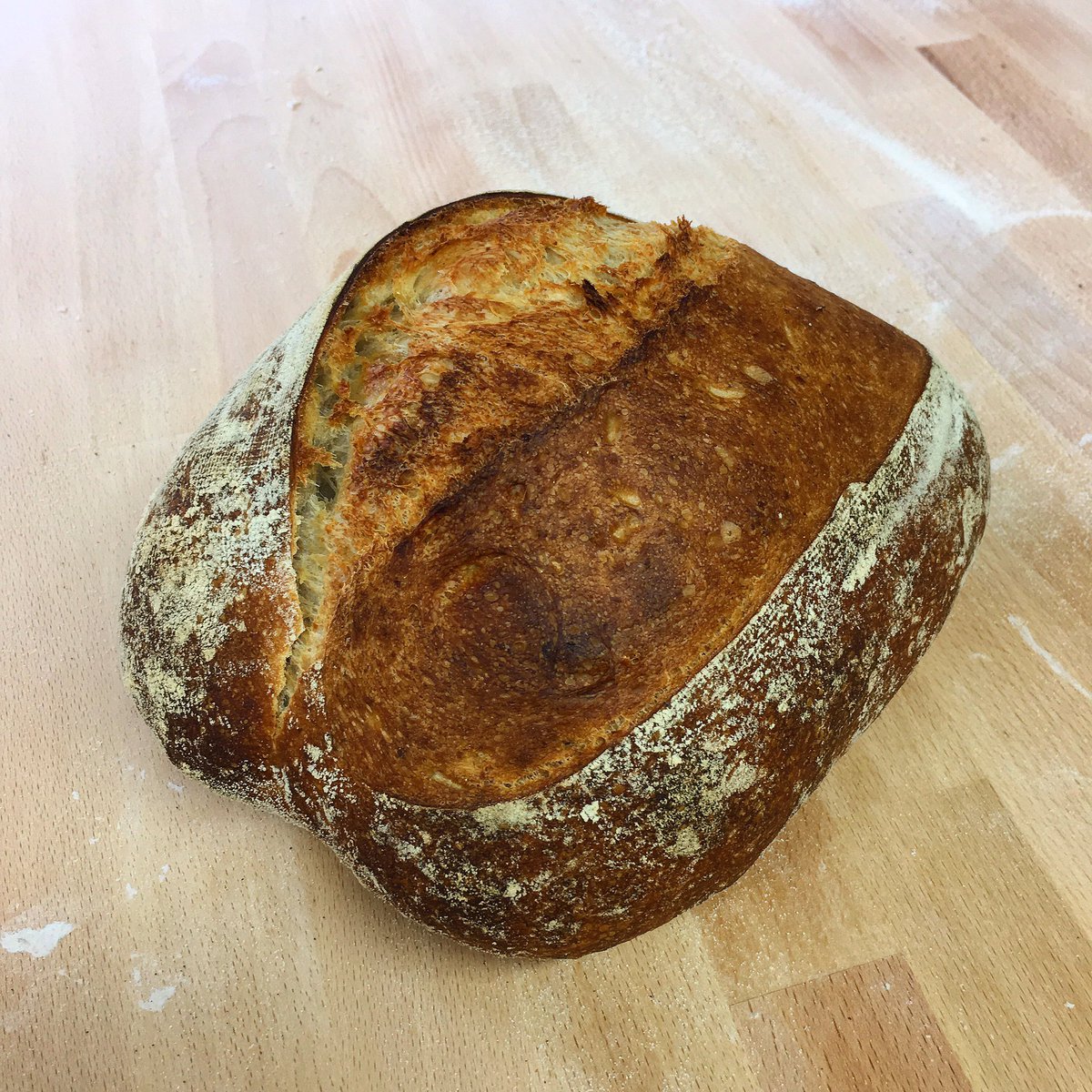 borestbakery's tweet photo. I am pretty happy with this mornings trial bake #realbread #sourdough #borestbakery #lichfield #trialbake https://t.co/8XazkTrxpv