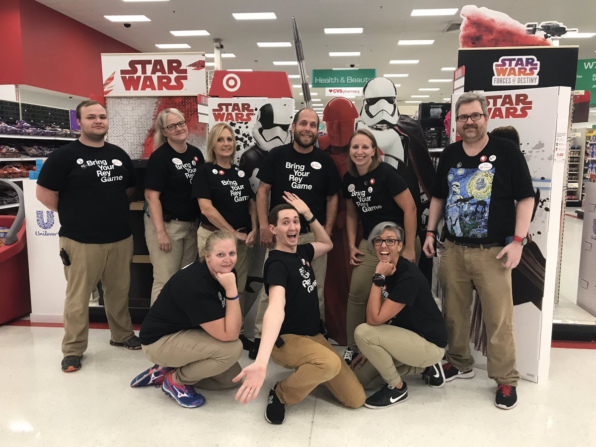 Star Wars midnight release was a success! <a href="/Calebargman/">Cale Bargman</a> <a href="/TheTedd6/">Tedd Schonsheck</a> @taylor4target