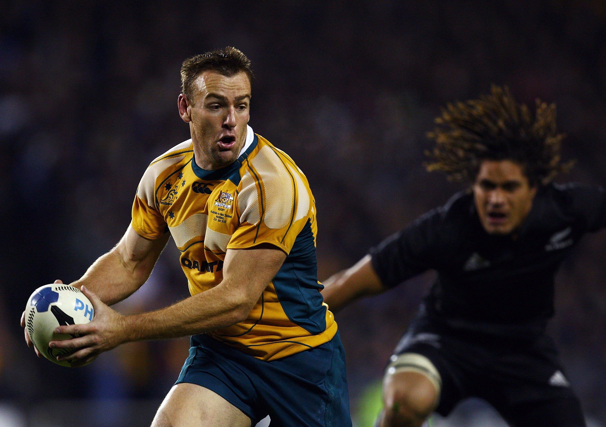 Happy birthday to Wallaby No. 749 Chris Latham, who made his Test debut vs. France in 1998! 