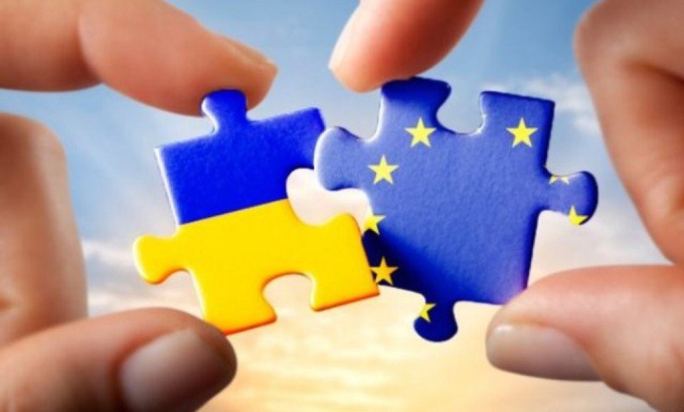 DInJ5tWUEAAXRw7.jpg:large