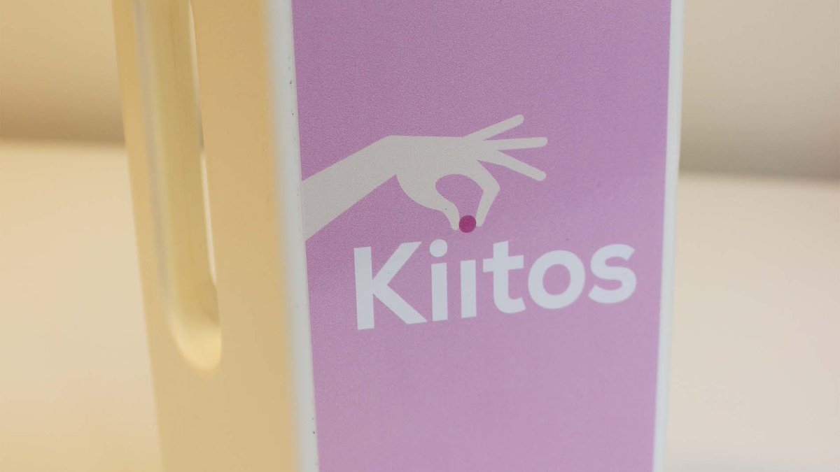 Haluaisitko lipaskerääjäksi? #Roosanauha-lipaskerääjiä kaivataan ympäri Suomen: bit.ly/2wWf6iZ #vapaaehtoistyö #lipaskeräys #syöpä