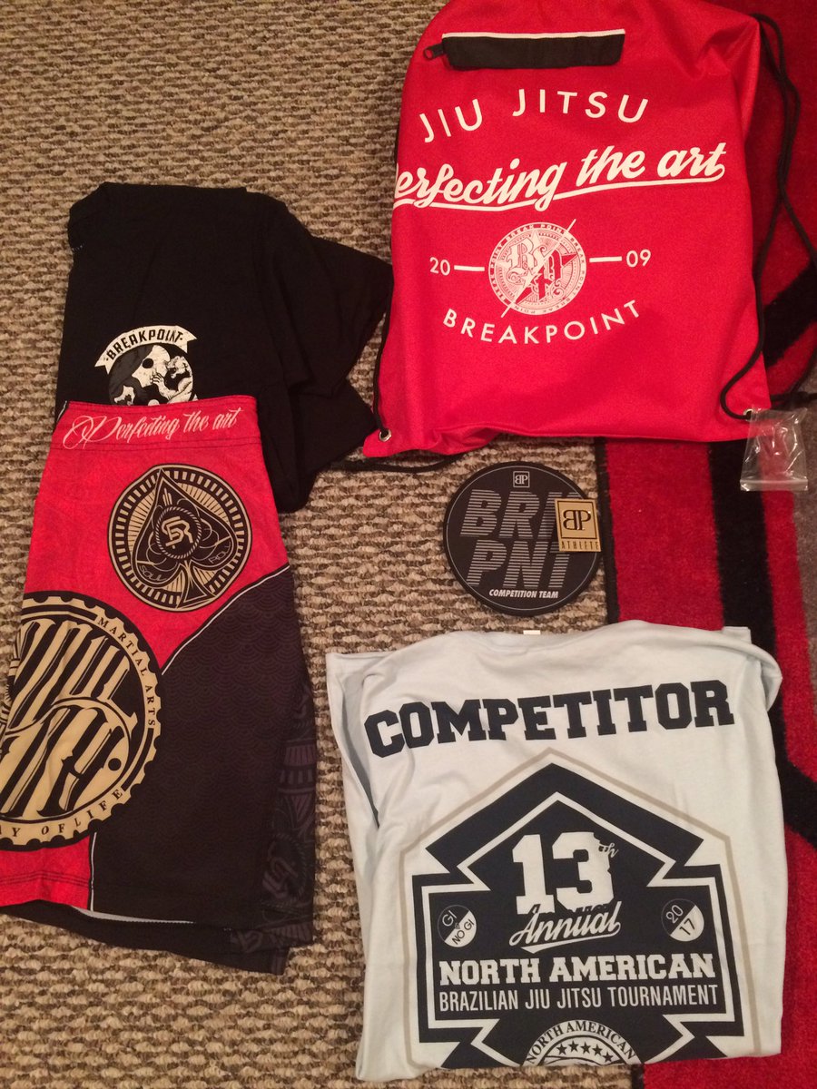 Tyler_James0317's tweet photo. Thanks for hooking me up with the free gear from my welcome package ! @BreakpointFC glad to be apart of the team! #BPAthlete https://t.co/2ql6kRLVHU