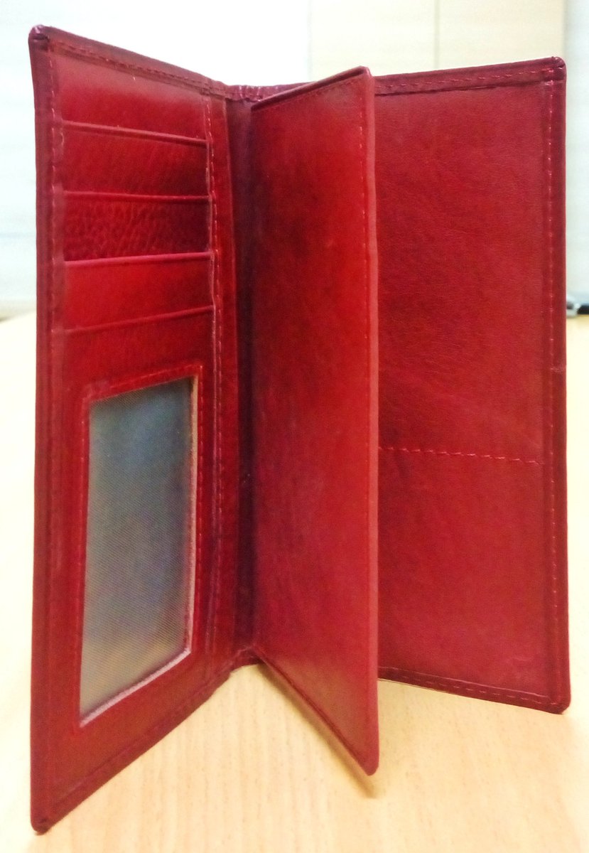 GreenLifeCo1's tweet photo. Dompet Kulit (4) terbuat dari #KulitSapi #KualitasPremium #HandMade #HandyCraf #Bantul #Yogyakarta #HijauLestari
Harga Rp. 385.000,_ https://t.co/TTHtXofKCx