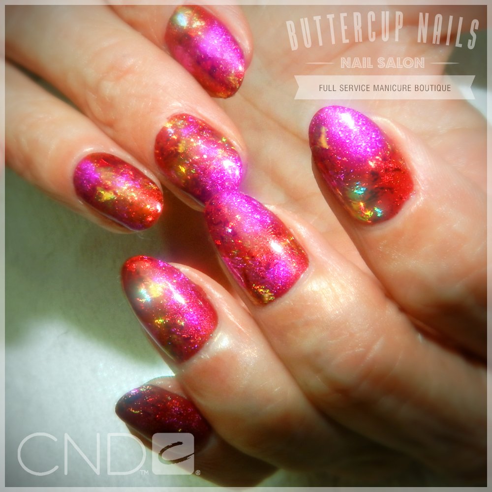 ButtercupNails's tweet photo. CND Shellac in Tartan Punk with red, pink and gold foiling.

#CND #CNDWorld #CNDShellac #Shellac https://t.co/Tda9cc5V5C