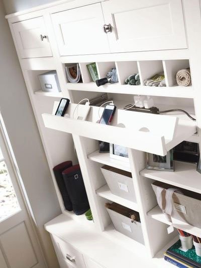 EastsideHaul's tweet photo. 8 Kitchen Designs to Keep Your Family Organized. ~ https://t.co/0ZC82FzaOX #organization #removeclutter #Bellevue #Seattle #Redmond https://t.co/SDMophLm0c