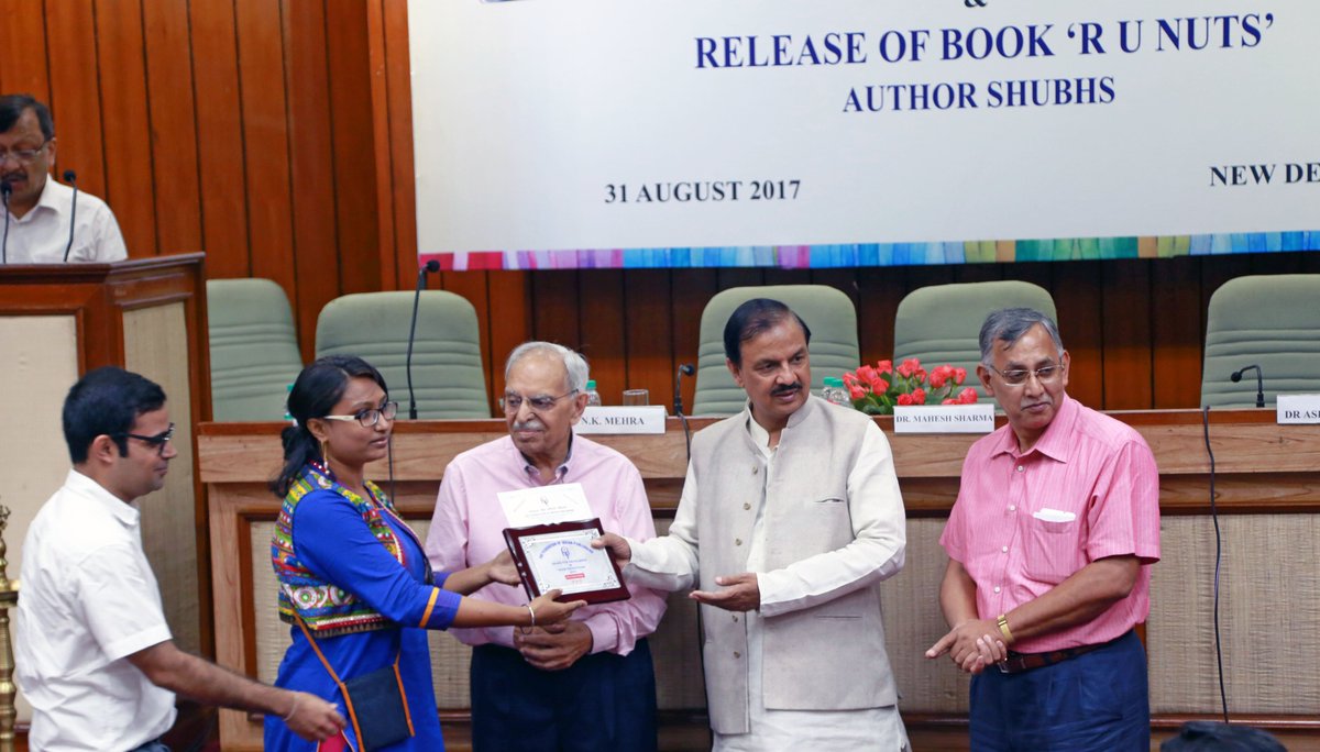 teriin's tweet photo. Another win for #TERIpress as Energy Future wins 2nd prize in English journals &amp; house magazines at Federation of Indian Publishers awards https://t.co/3FUuvfiGsf