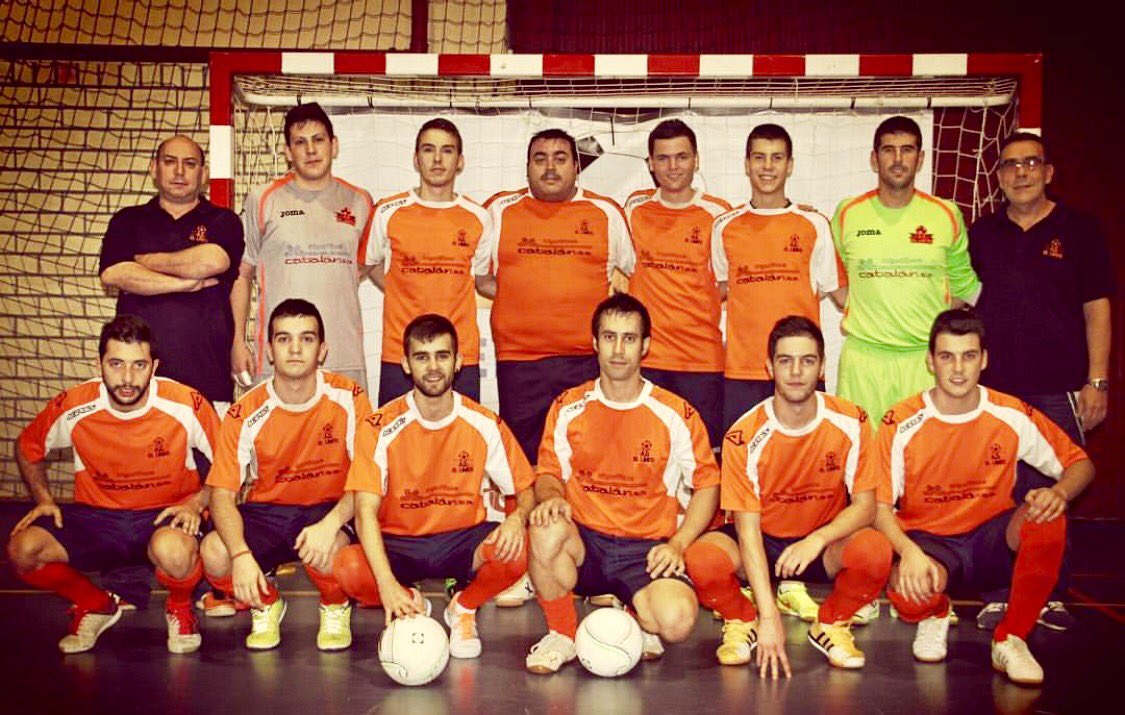 SalaEpila's tweet photo. Partidazo Sala Épila-Límite,sábado 19:30 Pabellón Épila!!Os esperamos afición!!⚽️👌🏽👍🏽🔝💪🏽 https://t.co/VoZg3uJEic