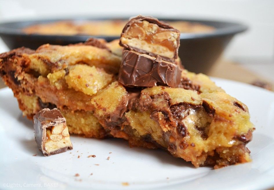 lightscambake's tweet photo. #snickers #cookiepie! #caramel #peanutbutter #chocolate #snickersbars #foodie #yum #craving
https://t.co/wItwJZWlMi #tbt @FemaleBloggerRT https://t.co/cQS0EHrp9g