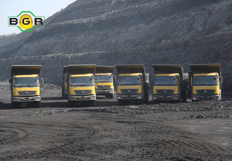 BgrMiningpvtltd's tweet photo. @BgrMiningpvtltd is an India’s leading Coal Mining Company with Heavy Mining Trucks &amp; Blasters in #UttarPradesh #MadhyaPradesh #Gujarat https://t.co/ZyJjhjxGr1
