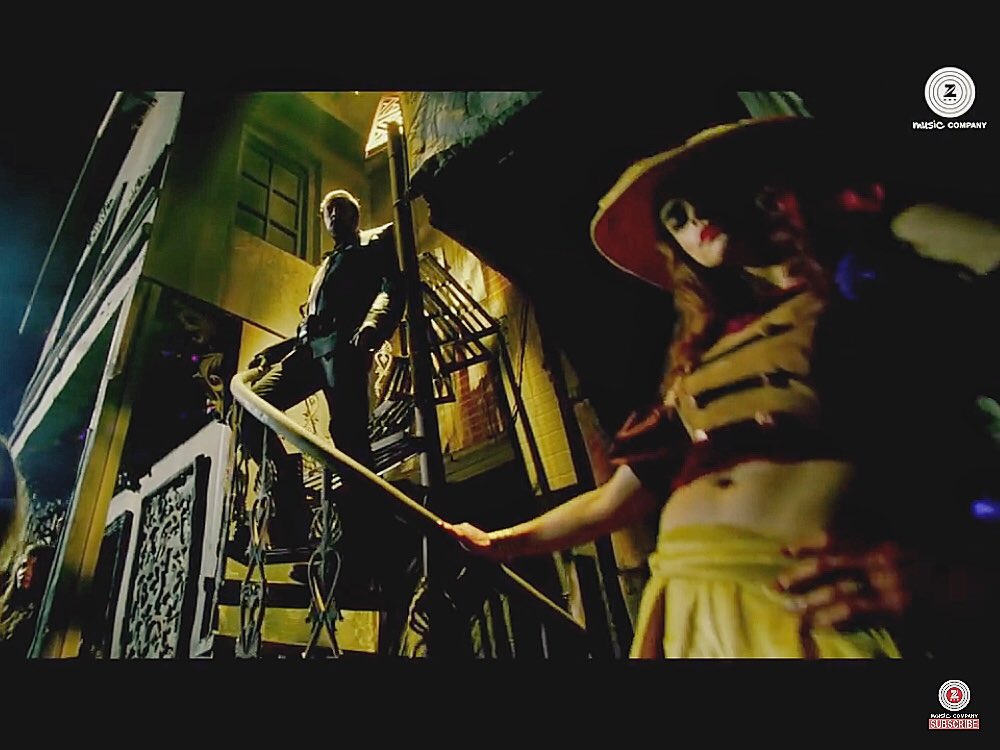 misspippahughes's tweet image. Belated super duper happy birthday to you @KicchaSudeep 🎉🎂🥂hope you enjoyed your day👍 #topguy #topactor #topmemories #hebbuli 🎬