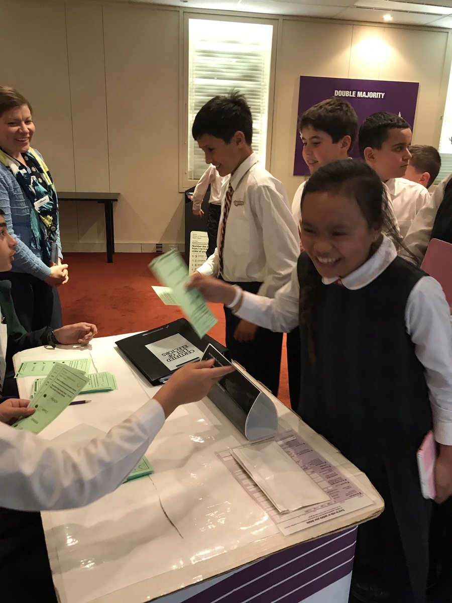 StFinbars's tweet photo. @AusElectoralCom stage 3 your vote counts.Ss learning all about the election process #stf #canberra #yourvotecounts #australiaasanation https://t.co/8EaKCg4qSL