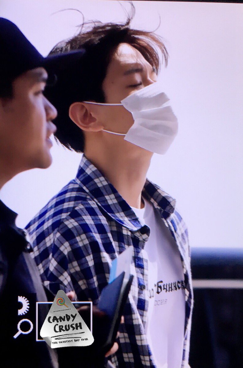 candycrush0506's tweet photo. 170901 인천공항 첫사랑 선배적모먼트 https://t.co/teMr0lLGaa