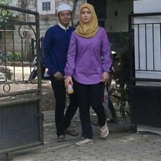 Tia_Yunanda95's tweet photo. #AAYvers #PuraPuaHaji tayang perdana 3 sep 2017 di @OfficialRCTI 22.00 wib @anggaaldi_16 Nata @Deaaannisa Jihan https://t.co/aT45RfZzlR