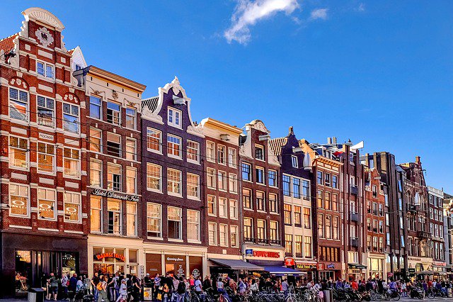 harrykahnclocks's tweet photo. Photo By djedj | Pixabay 
 #amsterdam #street #people #businessmindset #businesslunch #businesstip #businessbay #businessbabe https://t.co/t2MOTeRuwU