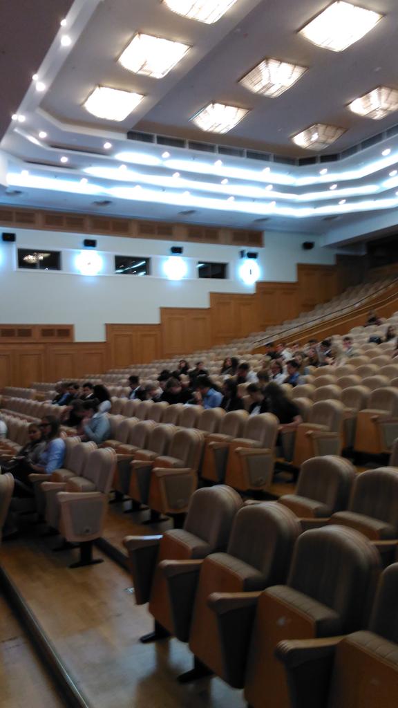 NikEndless's tweet image. Бедные дети.