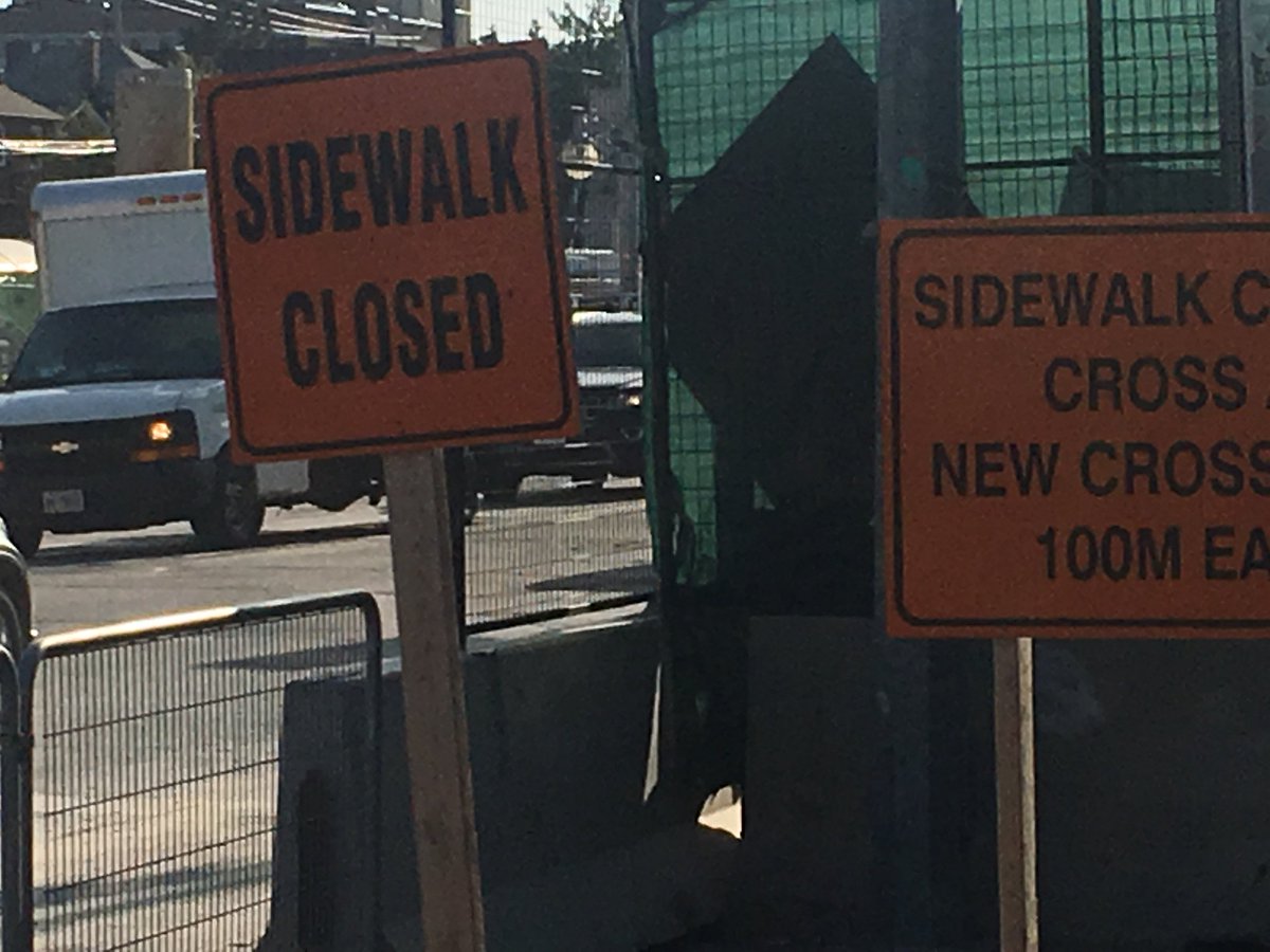 opmb100's tweet photo. @Kathleen_Wynne @JohnTory Three photos taken @EglintonWest, NorthSide, beside LRT #NoBiz #NoPeoples #MetrolinxHarmfulToCommunity #OPMB https://t.co/ZQi9V1Tjxo