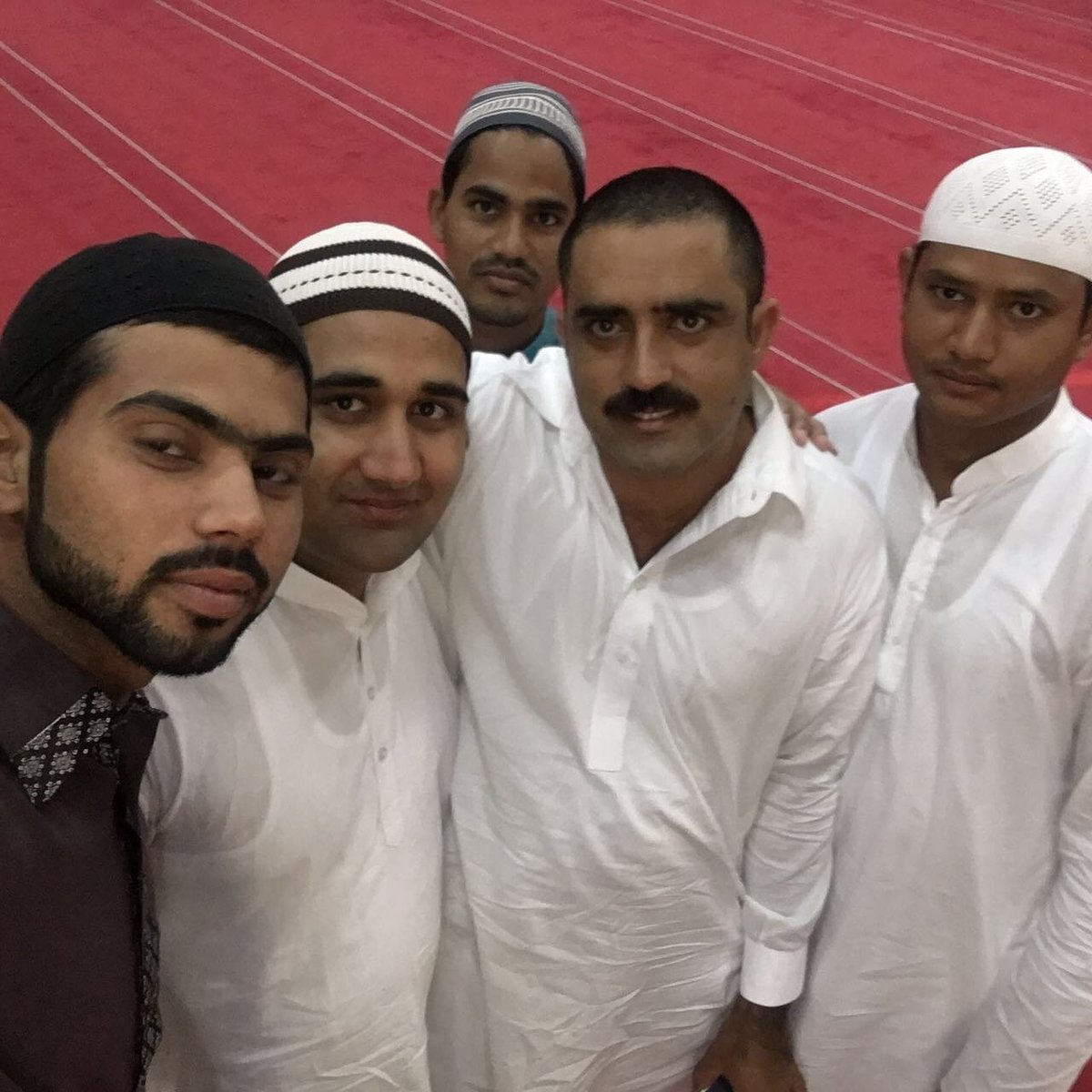 Muhamma96313176's tweet image. Eid mubarik