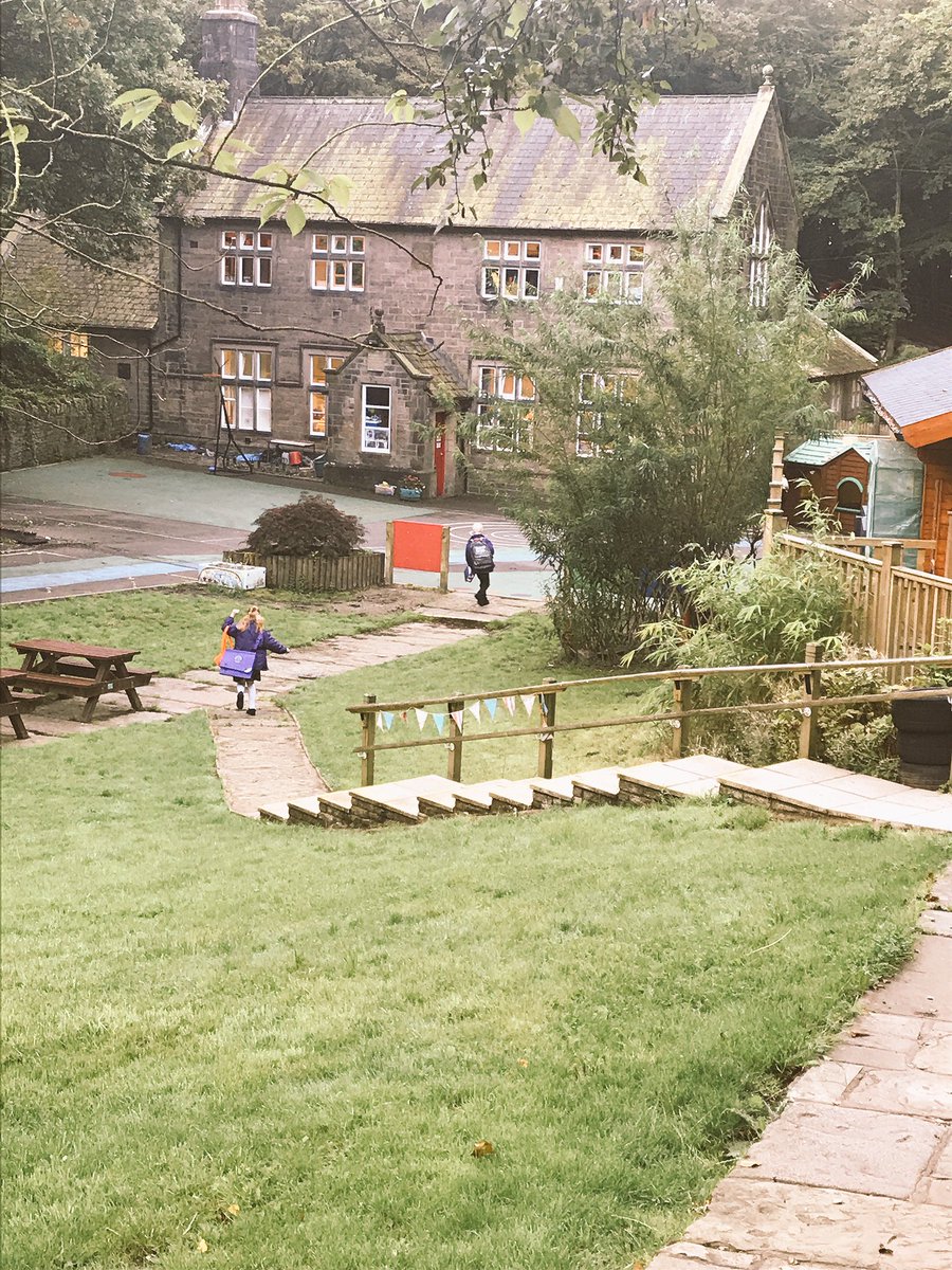 EmmaRuss1103's tweet image. What a beautiful sight #backtoschool #HelloRoutine