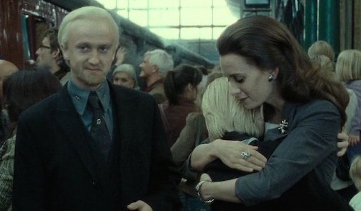 PotterWorldUK's tweet photo. 1 September 2017: Albus Potter, Rose Granger-Weasley, and Scorpius Malfoy begin their first year at Hogwarts. #19YearsLater https://t.co/GXWnx1OHkU