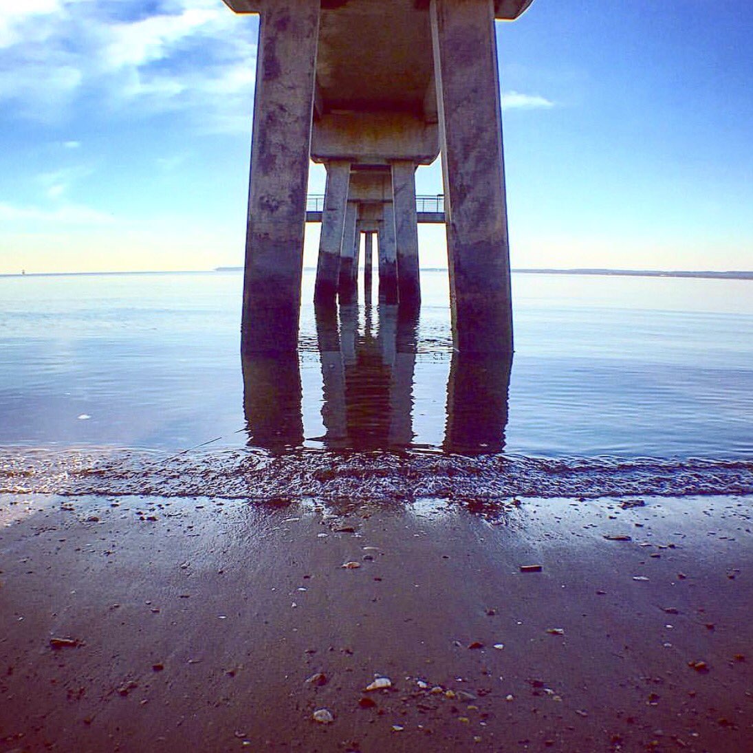 redkoibrand's tweet photo. Walking along the beach found myself under the pier and took this shot. I might actually make a canvas print of this one. https://t.co/2vASGor6ch