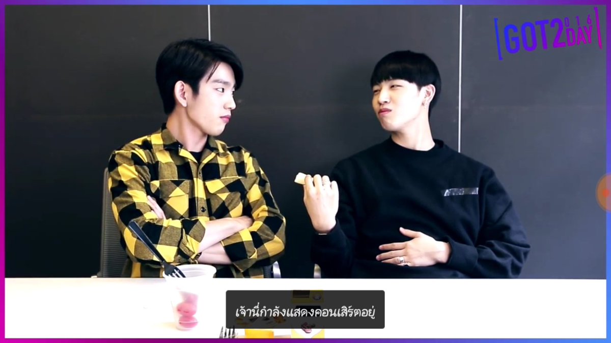 jinjjp's tweet photo. #got2day2016 ชอบตอนนี้มาก
แจบอมเจ็บเลยไม่ได้ขึ้นคอนด้วย นยองก็ไปงอแงกับพี่ บอกว่า ไม่มีพี่ไม่สนุกเลย พี่เลยต้องรีบหายมาเป็นกำลังใจให้ #Bnior https://t.co/LAJqPks2RZ