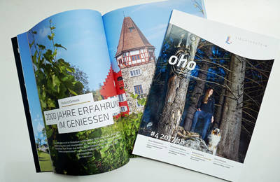 typeschool's tweet photo. Mit der #typeschool unterwegs nach #liechtenstein. Auch der Fürst hat sein #magazindesign https://t.co/FMFA0kHjWz
