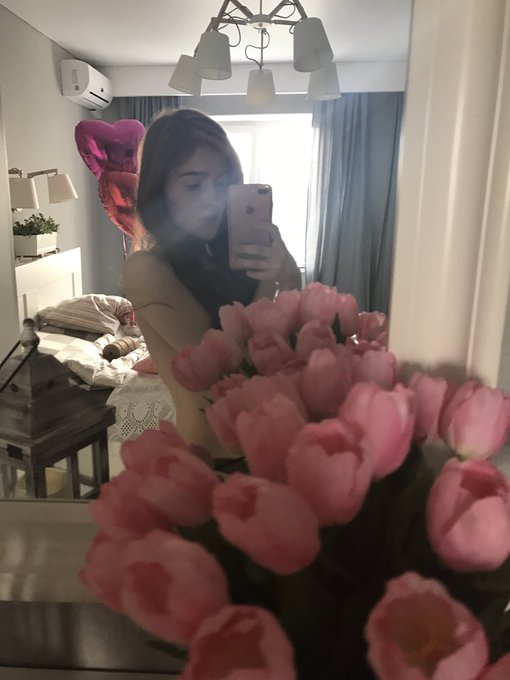 It's my birthday today !! ✨✨ https://t.co/1naHzqCZi1<a href="/tag/onmfc"class="tags"><span>#onmfc</span></a>