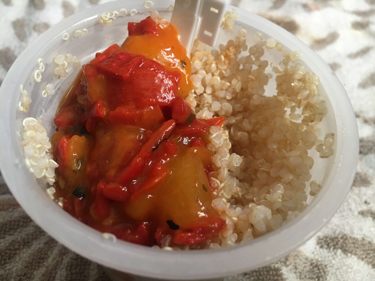 CucinaAndAmore's tweet image. The Healthiest Grab-n-Go You&apos;ll Ever Get! buff.ly/2x5nP1I @WellnessPattern #grabandgo #readytoeat #healthymeal #healthysnack