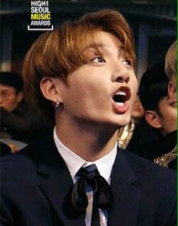 wanna1feels's tweet photo. #memeKook #๊พธ๊ธฐ์์ผแแ Happy Birthday to my dearest Jungkook. Lovelots~ ๐๐๐ https://t.co/mExnCf5ekj