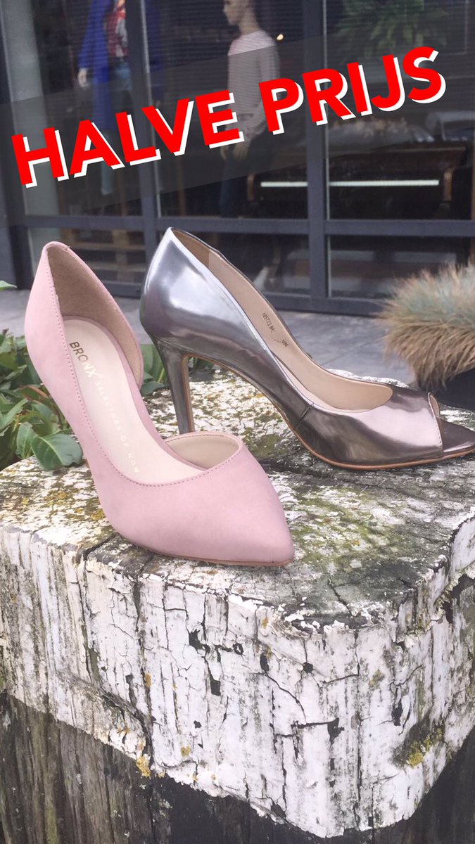 KLIF18's tweet photo. SHOE   S A L E https://t.co/WgPFPcRZ5V