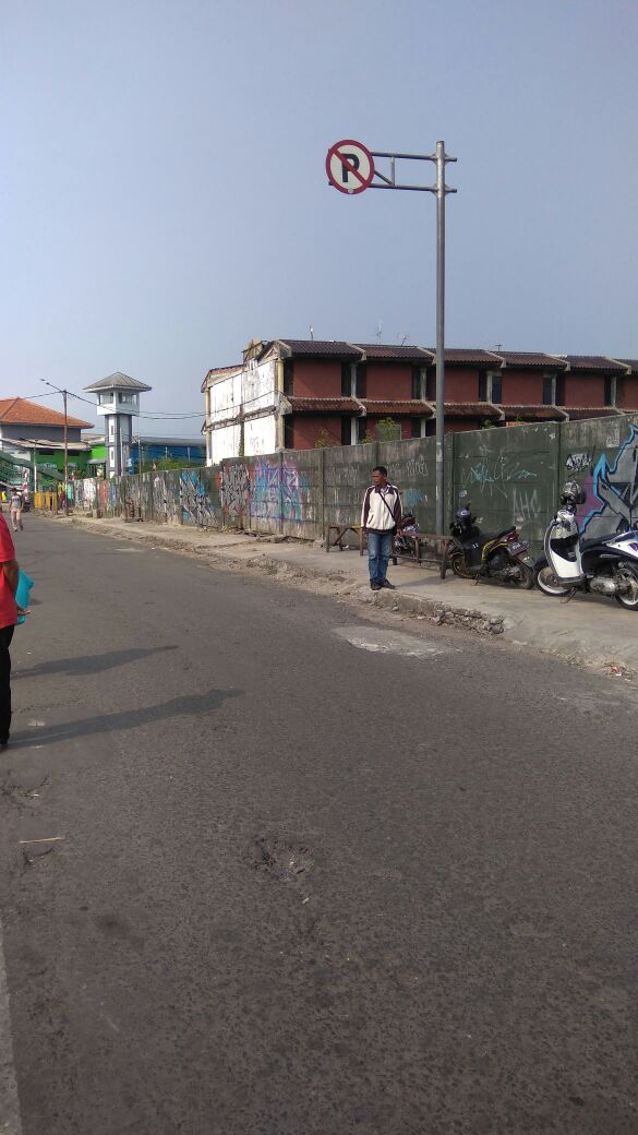Penghalauan PKL di JL. Mayor Oking, pintu Stasiun Bogor yg sering menimbulkan kemacetan.. 👮 #tertibuntuktentram