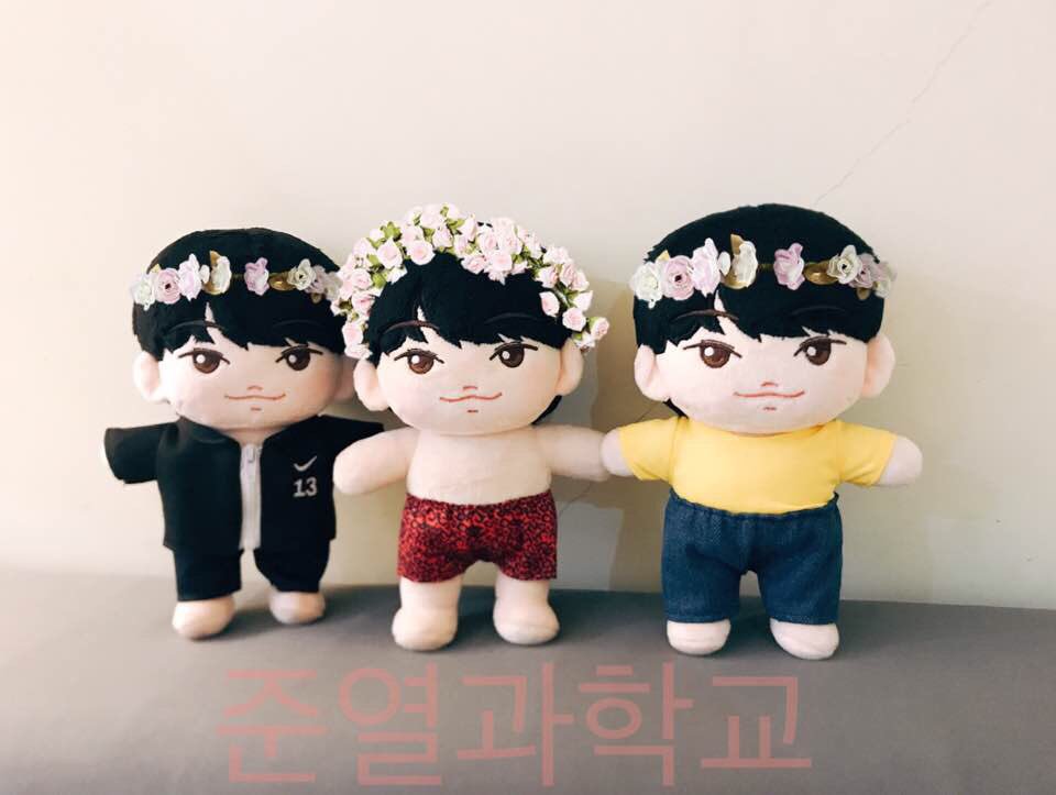 kkongyeoldb's tweet photo. 화관즈 너모 귀여워!
#류준열인형 https://t.co/BxiVhCbwxN