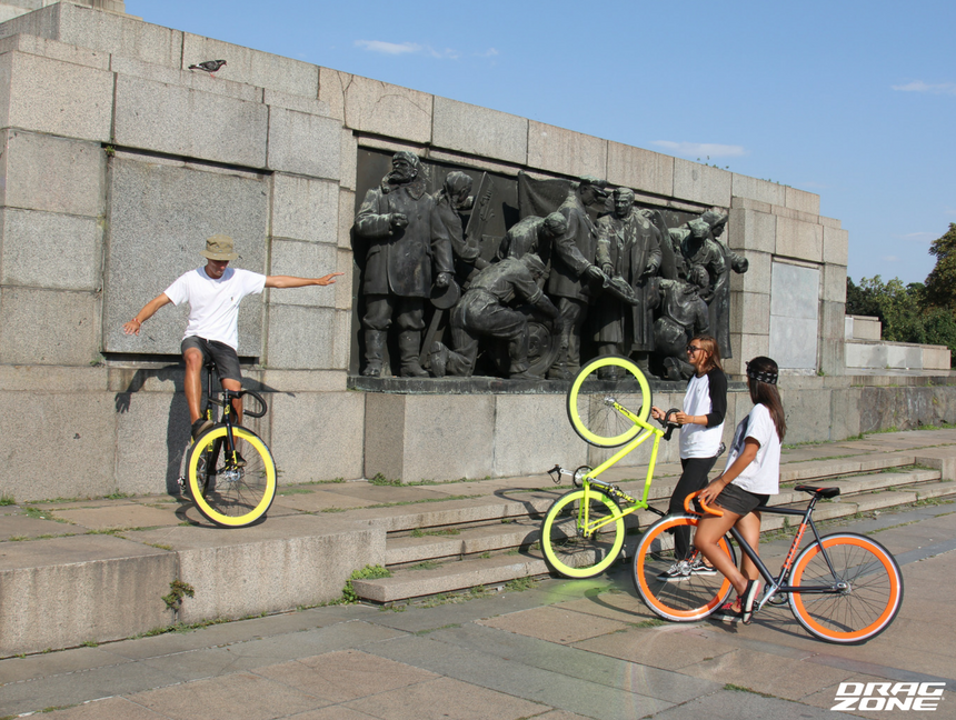 dragzonebg's tweet photo. #fixie #dragbicycles #newcolors https://t.co/KMjckk69Zc https://t.co/PQNHe08gVh