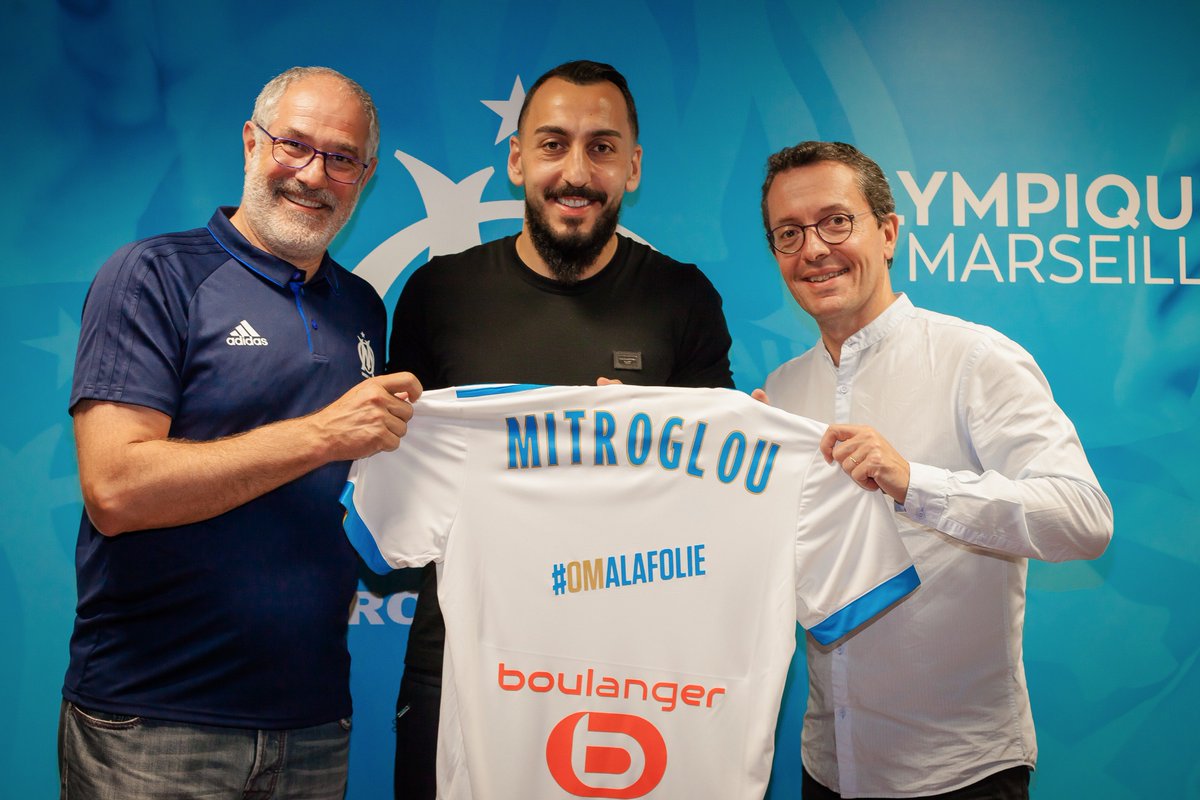 OM_Officiel's tweet photo. 🔵 Présentation officielle de @kmitroglou à partir de 10h en direct sur Periscope ! 

#KostasEstOlympien https://t.co/51Wb4r74UL