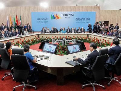 TravelerSaheb's tweet photo. @narendramodi #BRICS2014 #BRICS2014 #BRICS2017 https://t.co/urmAmDftZv