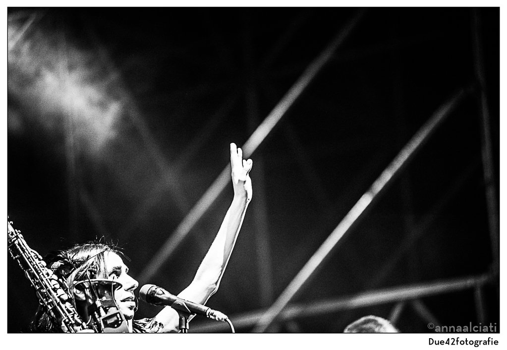 TODAYSfestival's tweet photo. Remember @PJHarveyUK at #TODAYS17 - Torino. 25 aug. https://t.co/5cS2PcwgHz