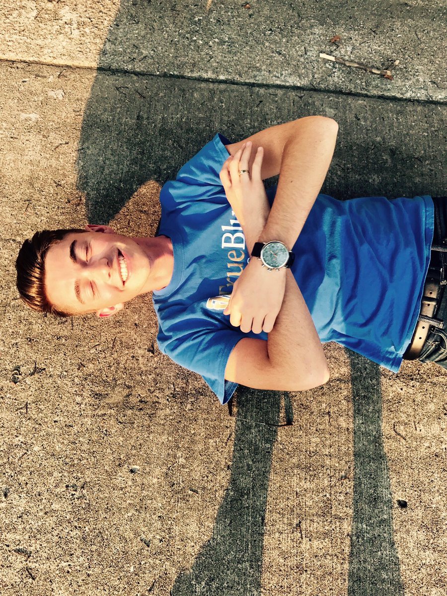GreysonReports's tweet photo. BEAN 💙💙💙 https://t.co/z7ubsFIDzO